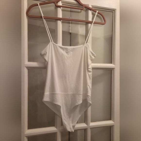 Dainty Hooligan White Spaghetti Strap Bodysuit - Picture 8 of 9